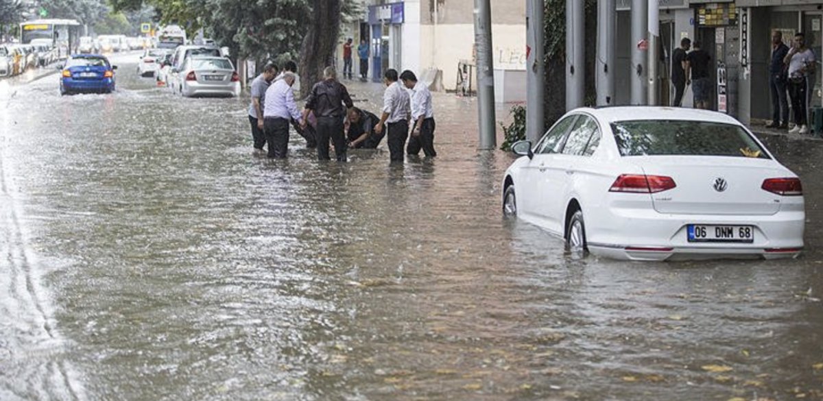 Ankara Valiliğinden kuvvetli sağanak yağış uyarısı #1