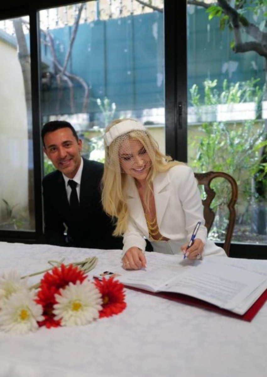 Mustafa Sandal, sevgilisi Melis Sütşurup ile İtalya da evlendi #6