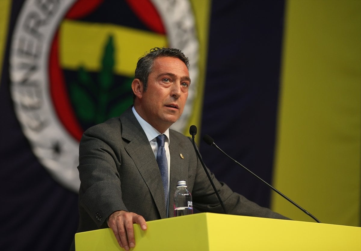 Fenerbahçe nin toplam borcu açıklandı #1