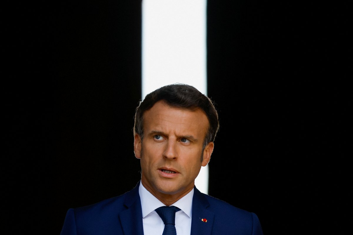 Emmanuel Macron: Rusya yı küçük düşürmemeliyiz #1