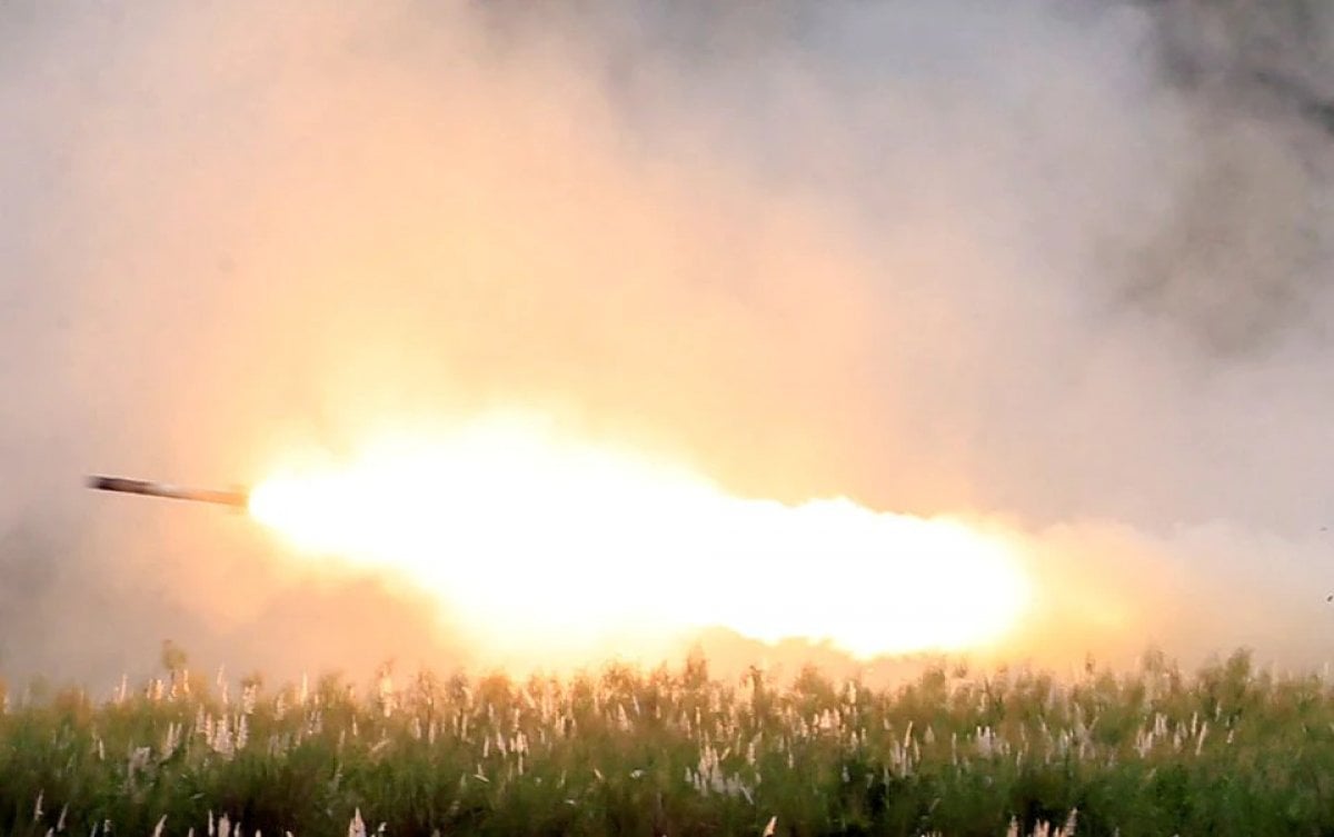 Vladimir Putin's long-range missile warning: We'll hit new targets #1
