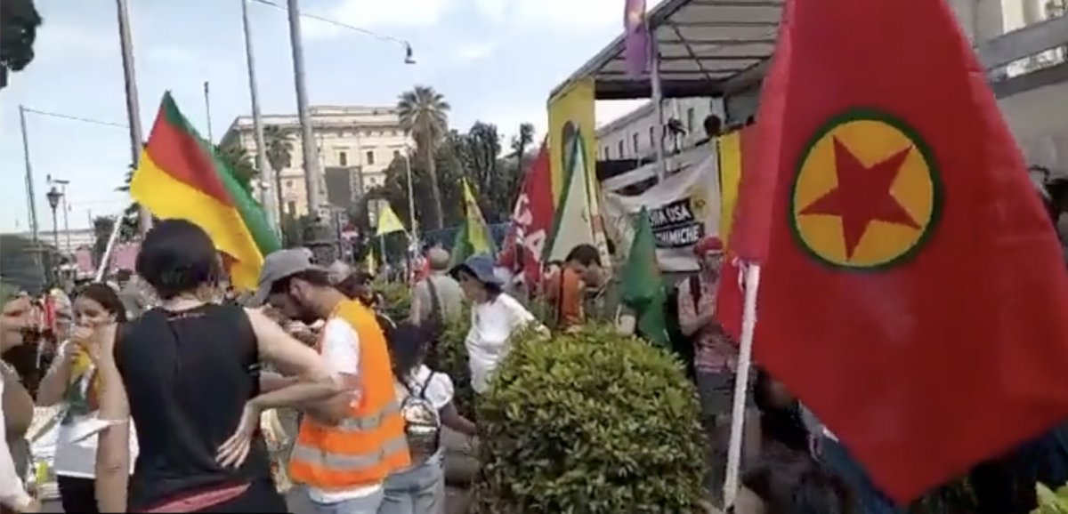 İtalya da PKK destekçileri yürüyüş düzenledi #2