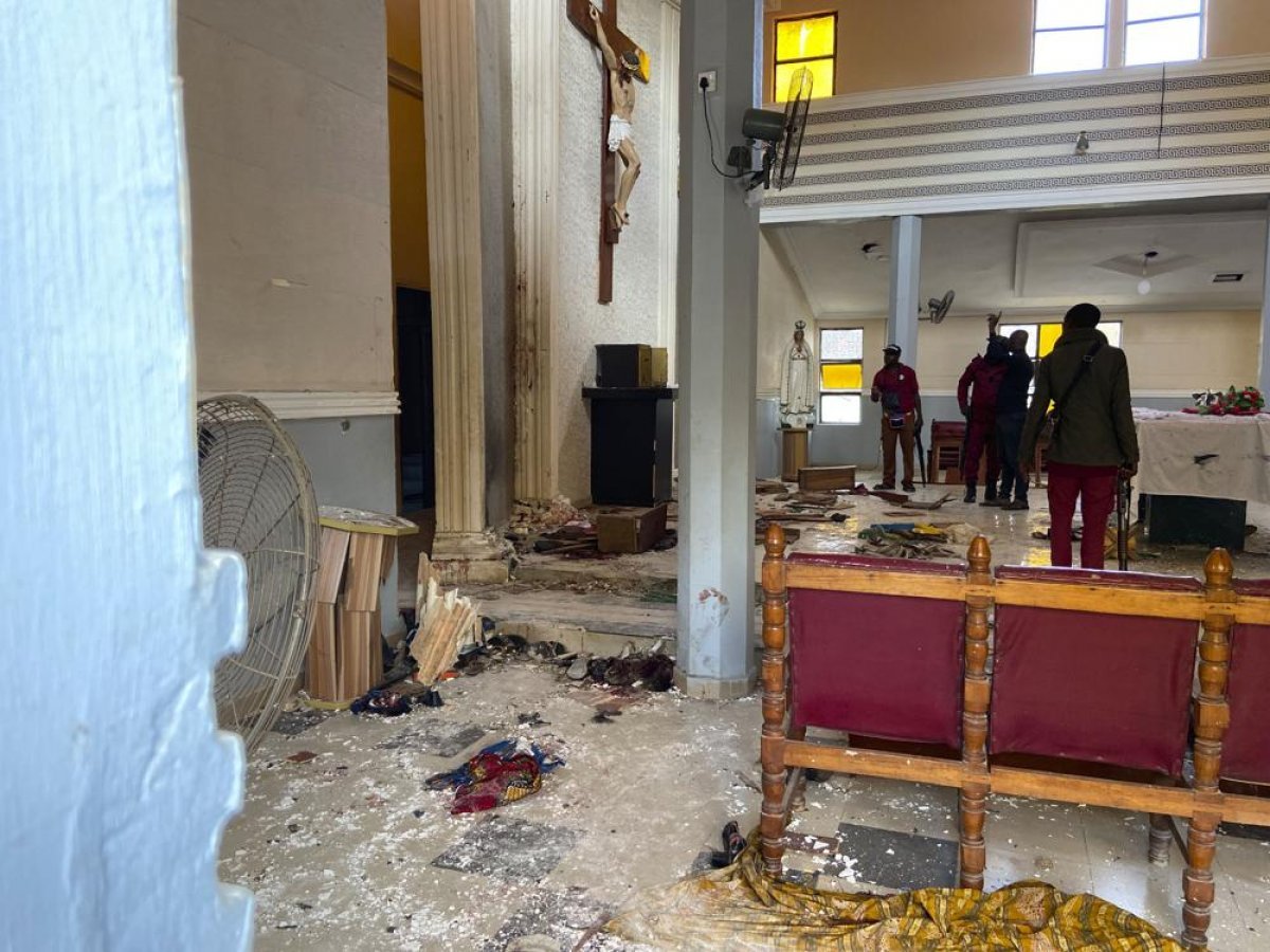 Church attack in Nigeria: At least 50 dead #2