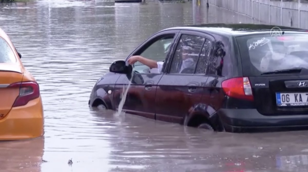 Ankara da aracından bardakla su boşaltan sürücü konuştu #2