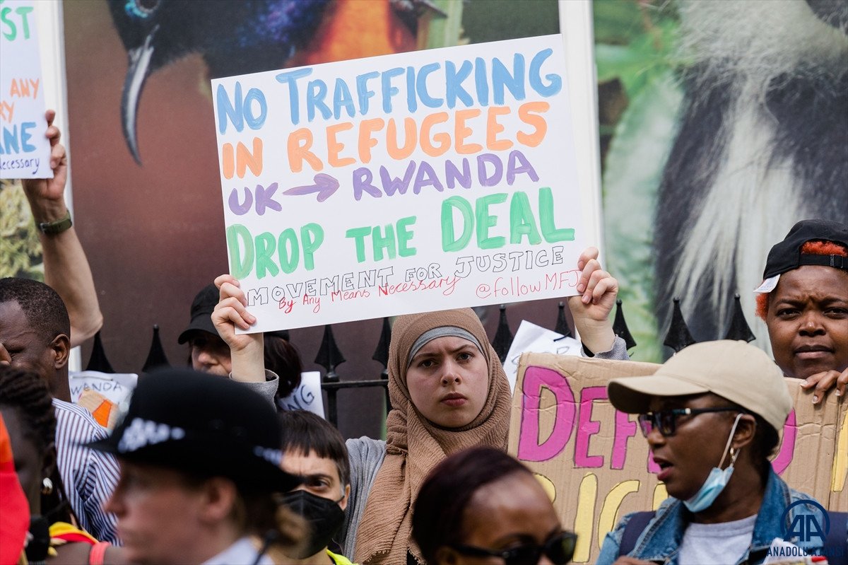 İngiltere’de  Ruanda  protestosu #2