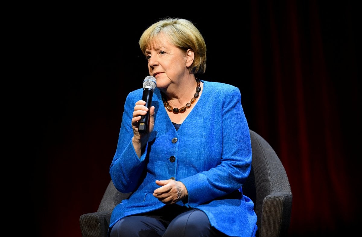 Angela Merkel talks about tremors #2