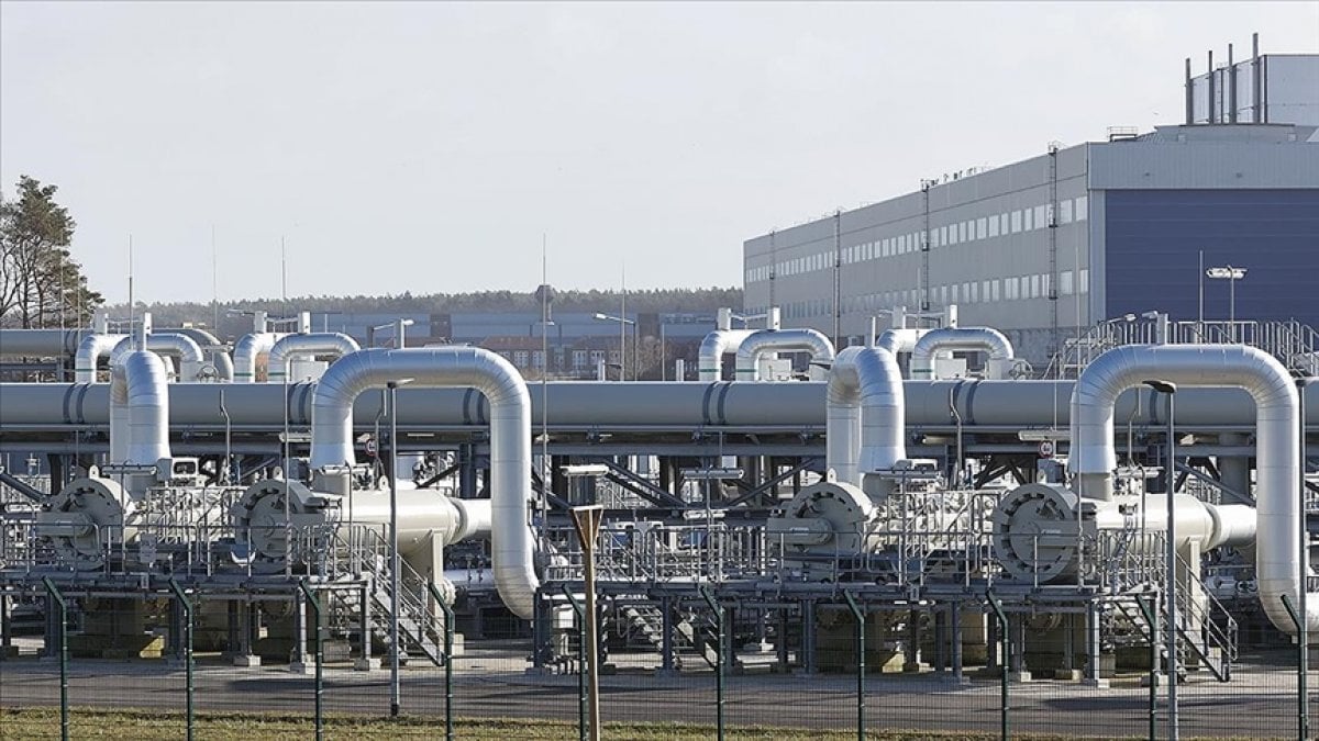 Hungary: Embargo on Russian gas destroys European economy #1