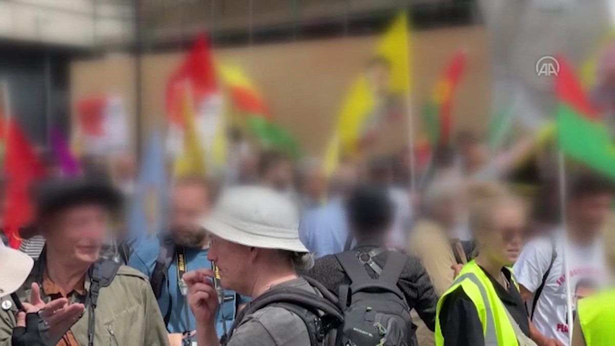 YPG/PKK destekçileri, İsveç ve Finlandiya da gösteri yaptı #5