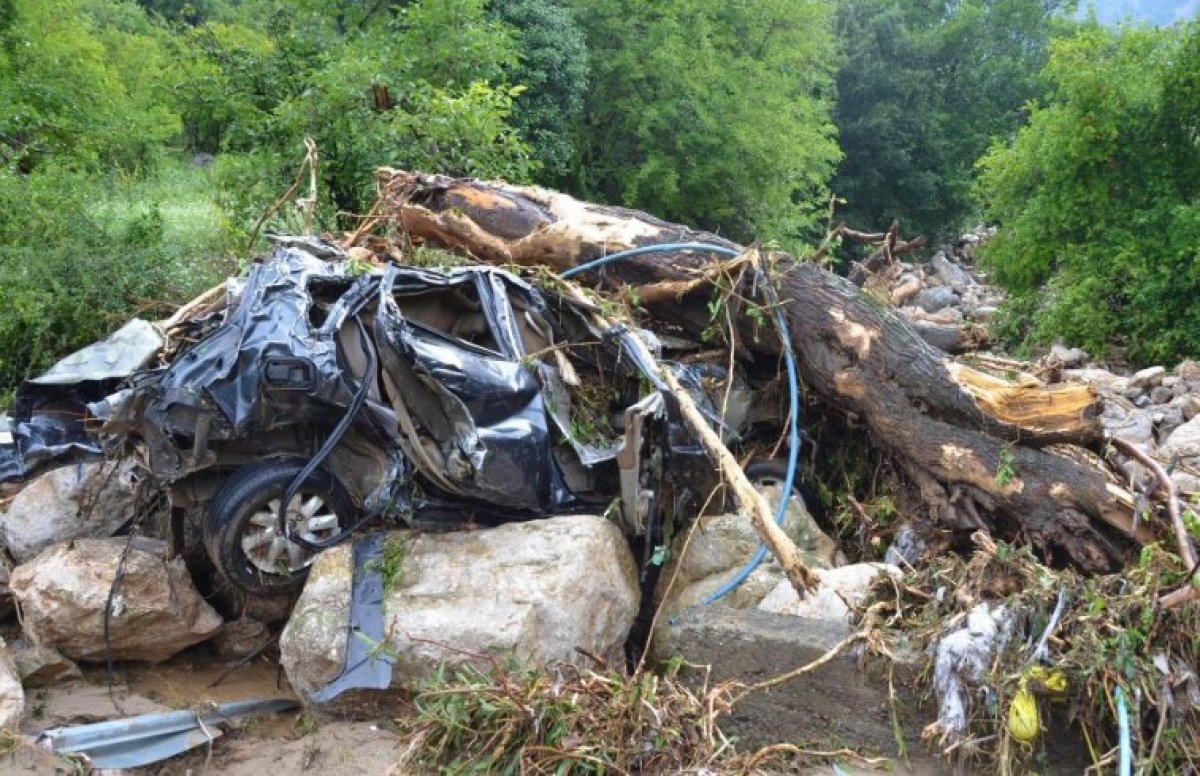 Adana da sel felaketi #1