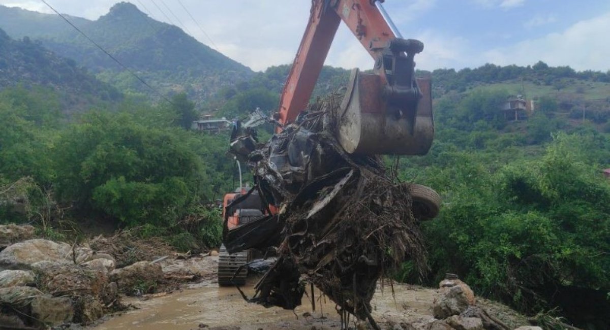 Adana da sel felaketi #4