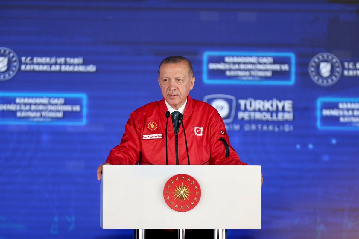 Cumhurbaşkanı Erdoğan: Karadeniz gazı, 2023 ten itibaren evlerde kullanılacak #2