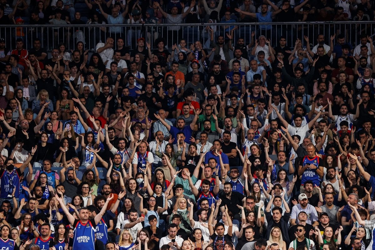 Anadolu Efes i 3-1 yenen Fenerbahçe, Basketbol Süper Ligi şampiyonu #6