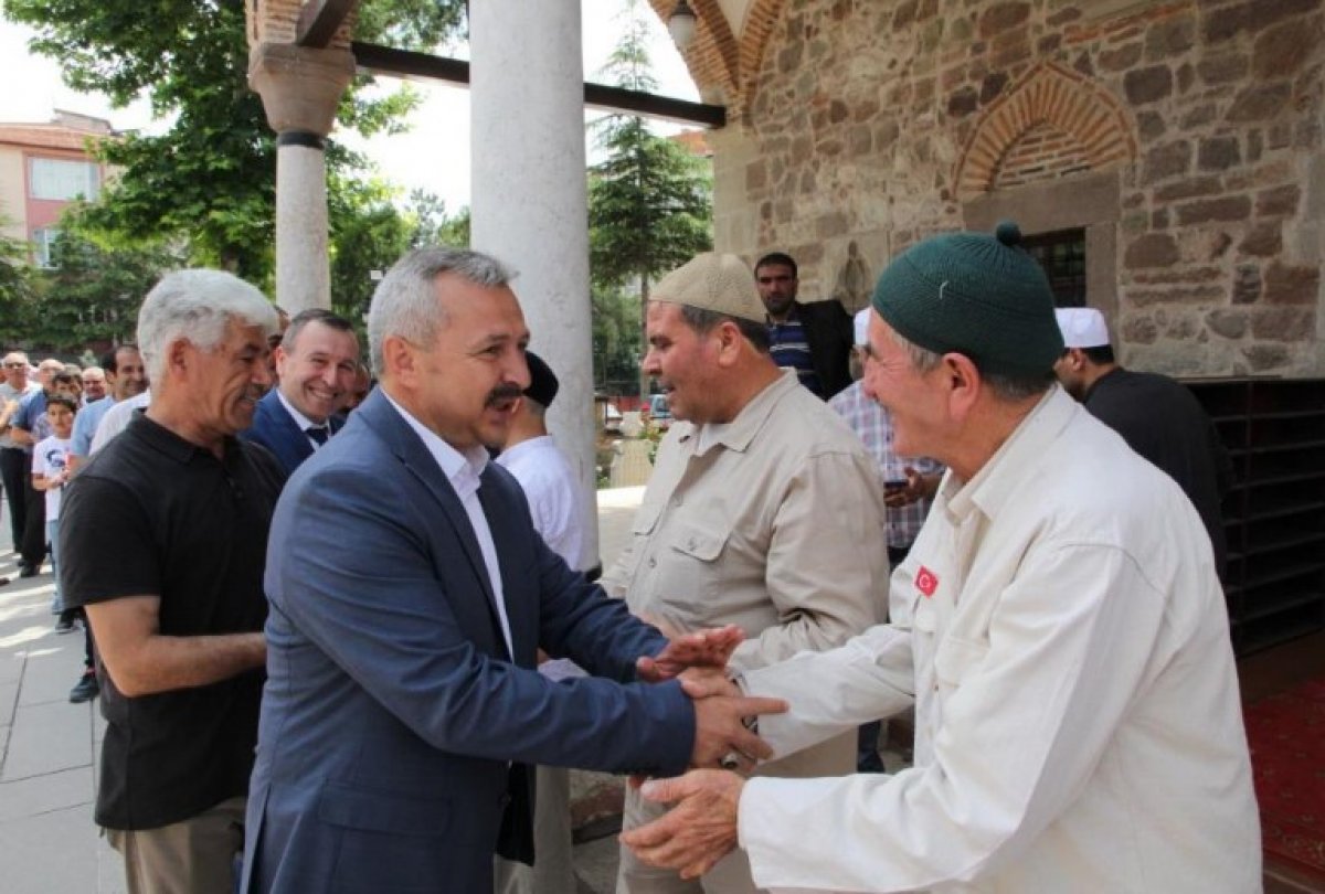 Çorum da hacı adayları dualarla uğurlandı #2