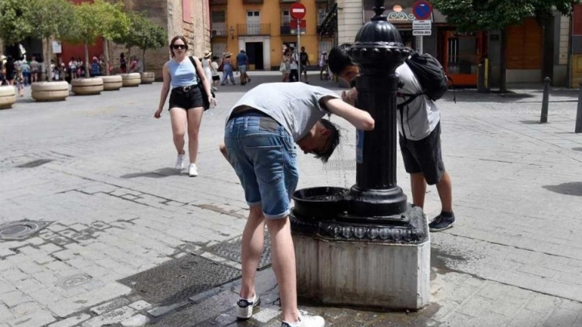 In Spain, thermometers showed 40 degrees