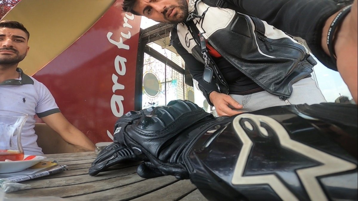 Kocaeli de trafik tartışması, dostluğa dönüştü #4