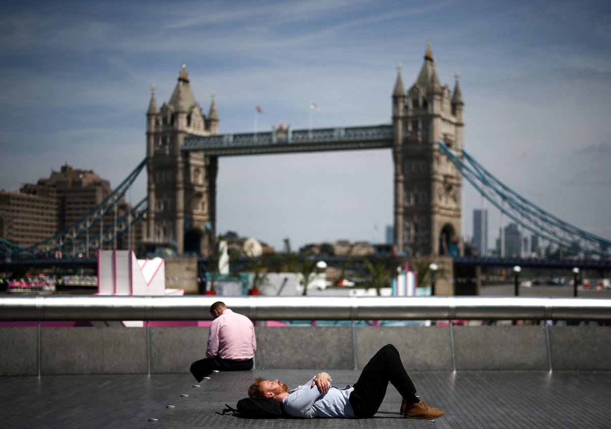 Extreme heat warning #2 in the UK and France