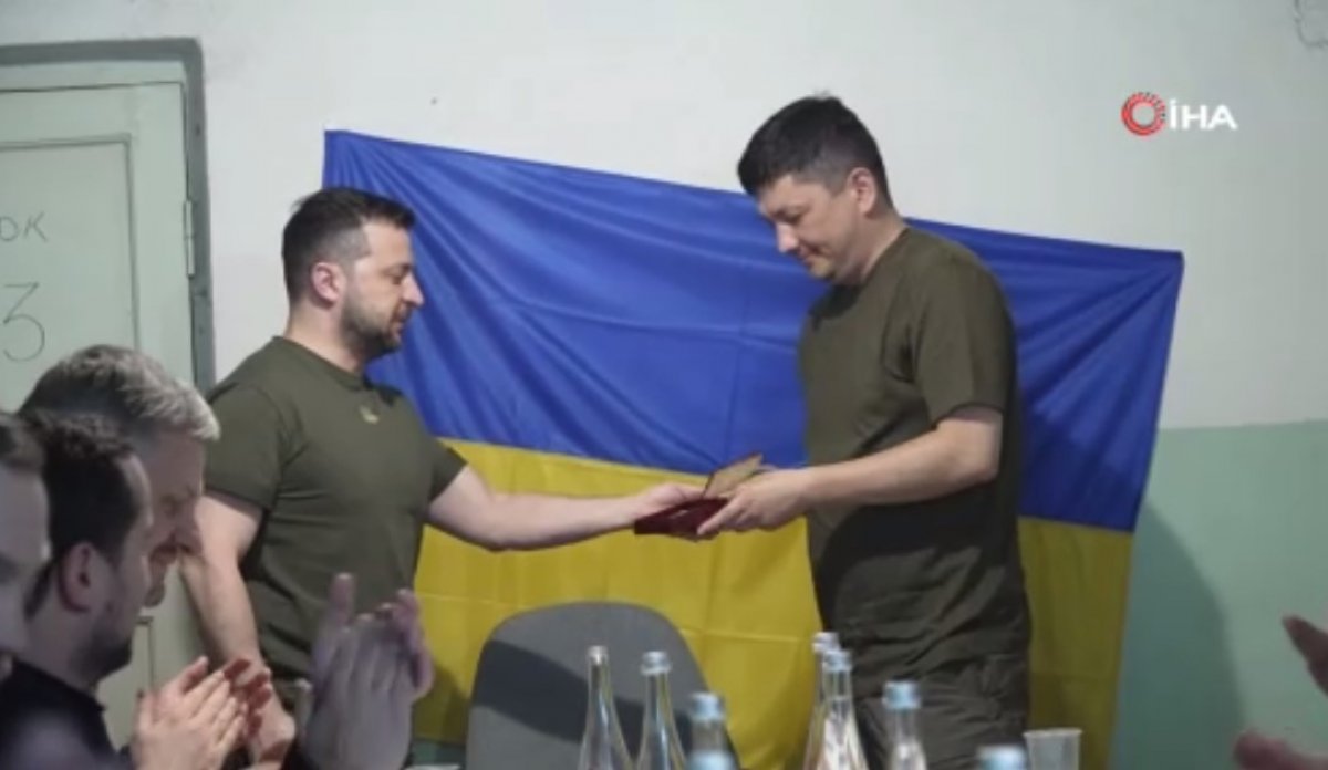 Visit from Zelensky to Mikolayiv on the front line where 37 people died #4