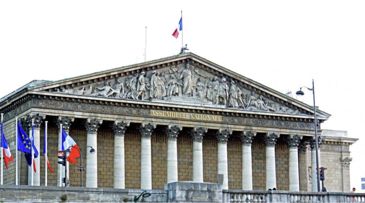 In France, Emmanuel Macron lost an absolute majority in parliament #3