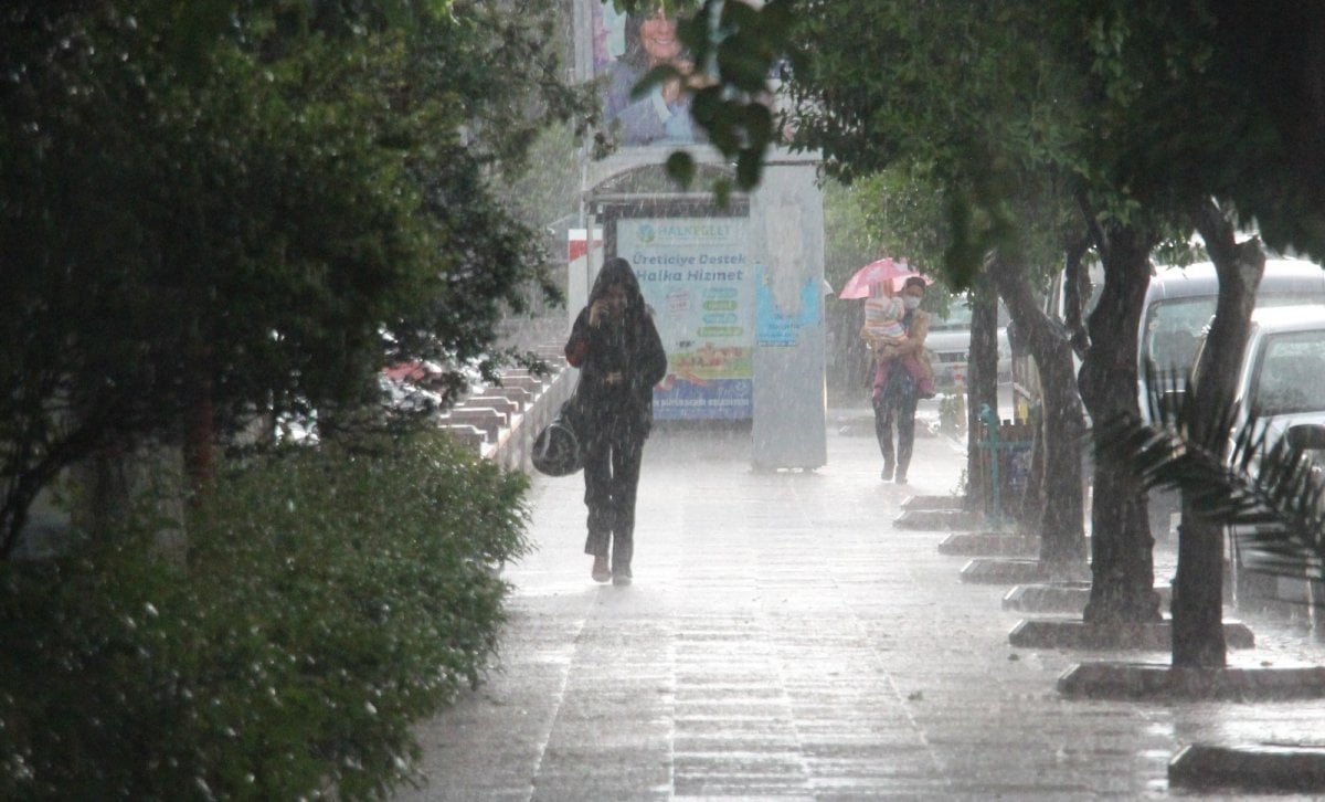 İstanbul için şiddetli yağış uyarısı #1