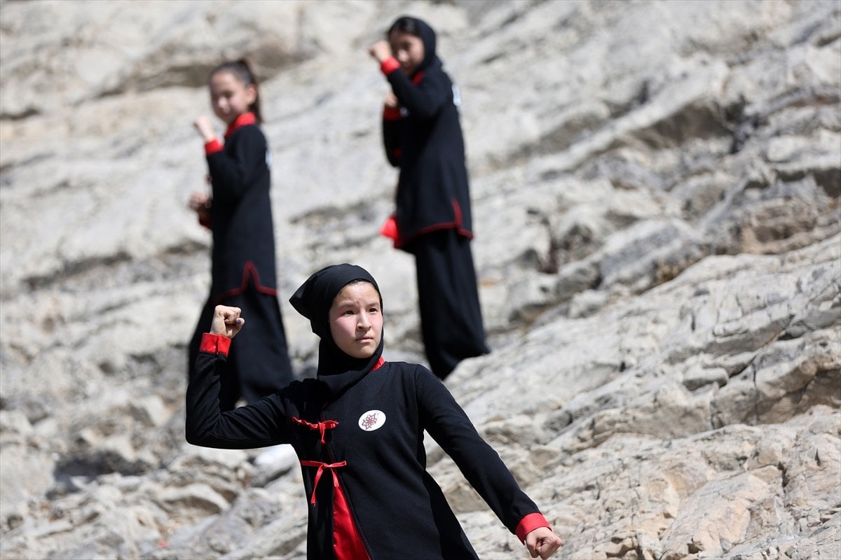 Afghan female ninjas in Iran surprise those who see it #3