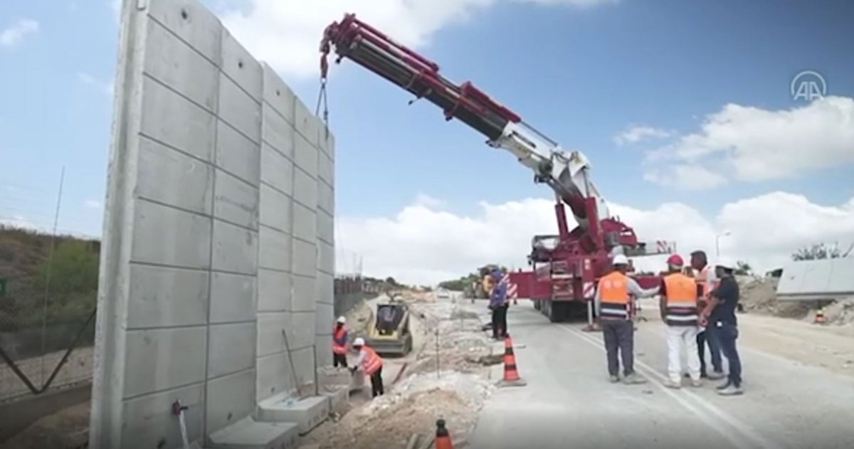 İsrail, Batı Şeria’da duvar inşa ediyor #1