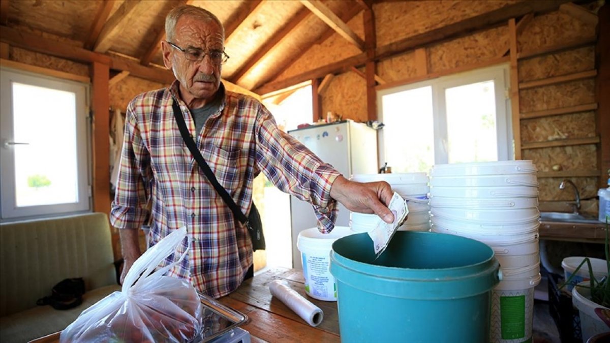 Kırklareli nde dalından toplanan sebze ve meyvenin parası kulübeye bırakılıyor #1