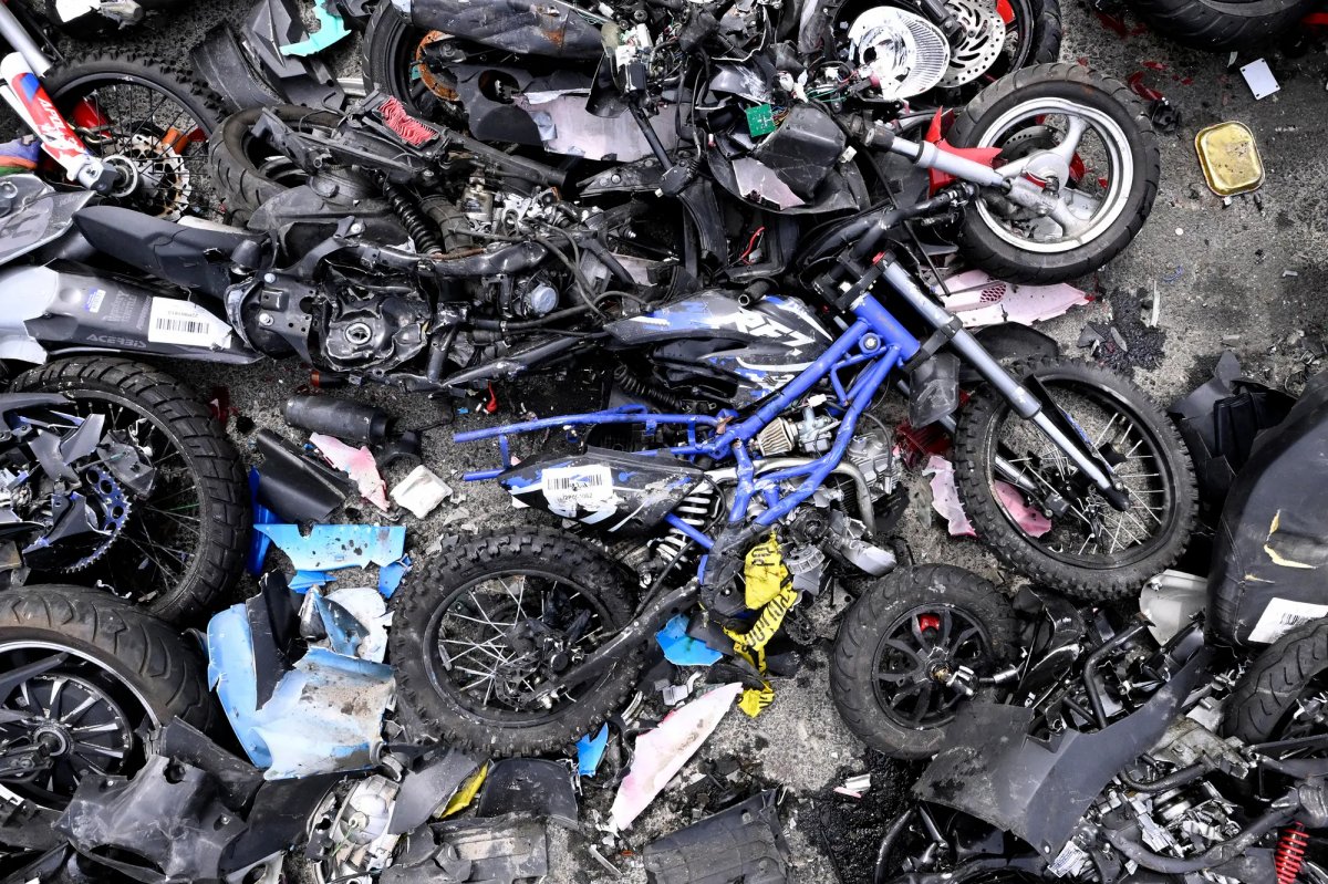 100 motorcycles crushed in New York #5