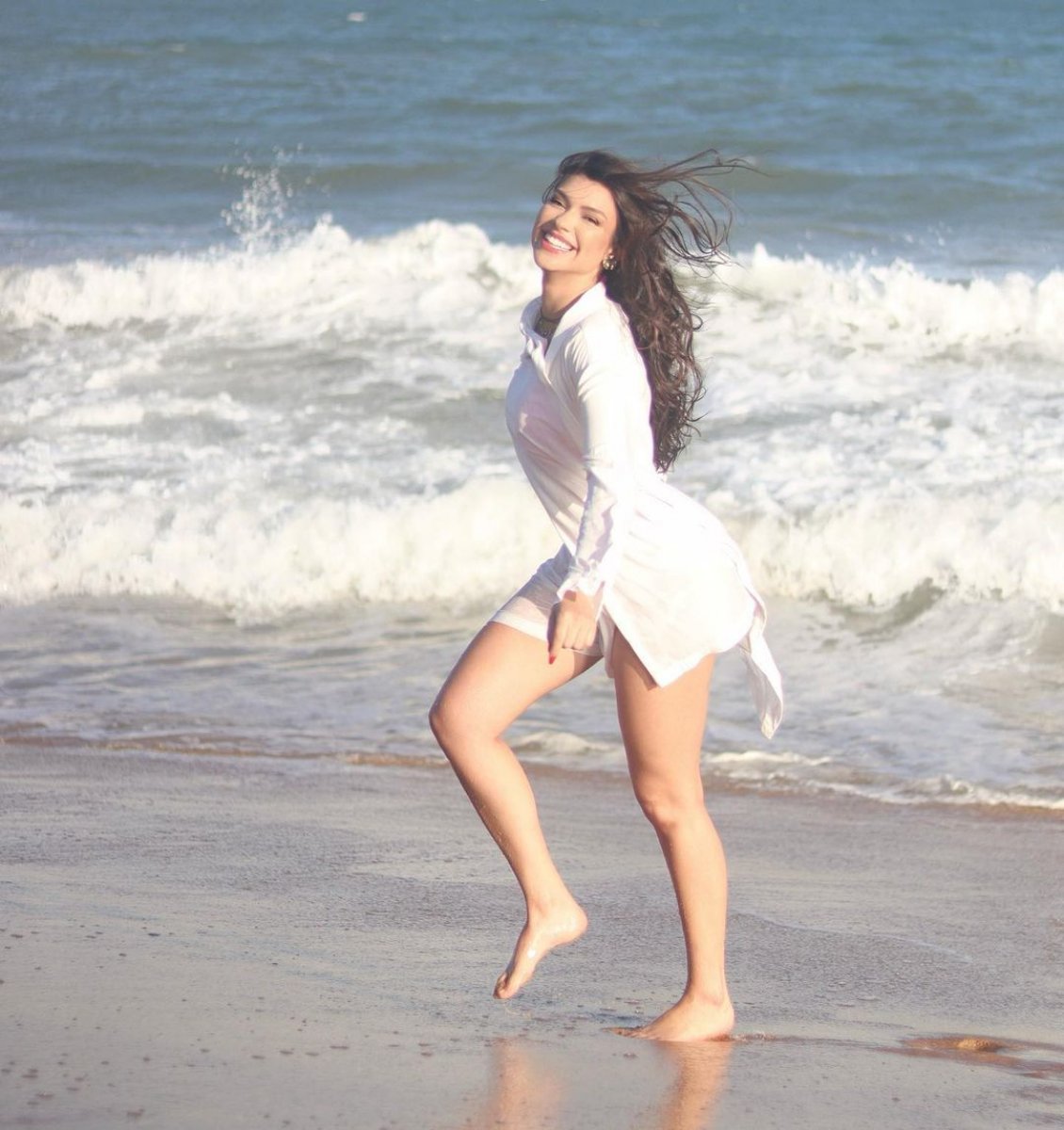 Bademcik ameliyatı olan tescilli güzel hayatını kaybetti #5