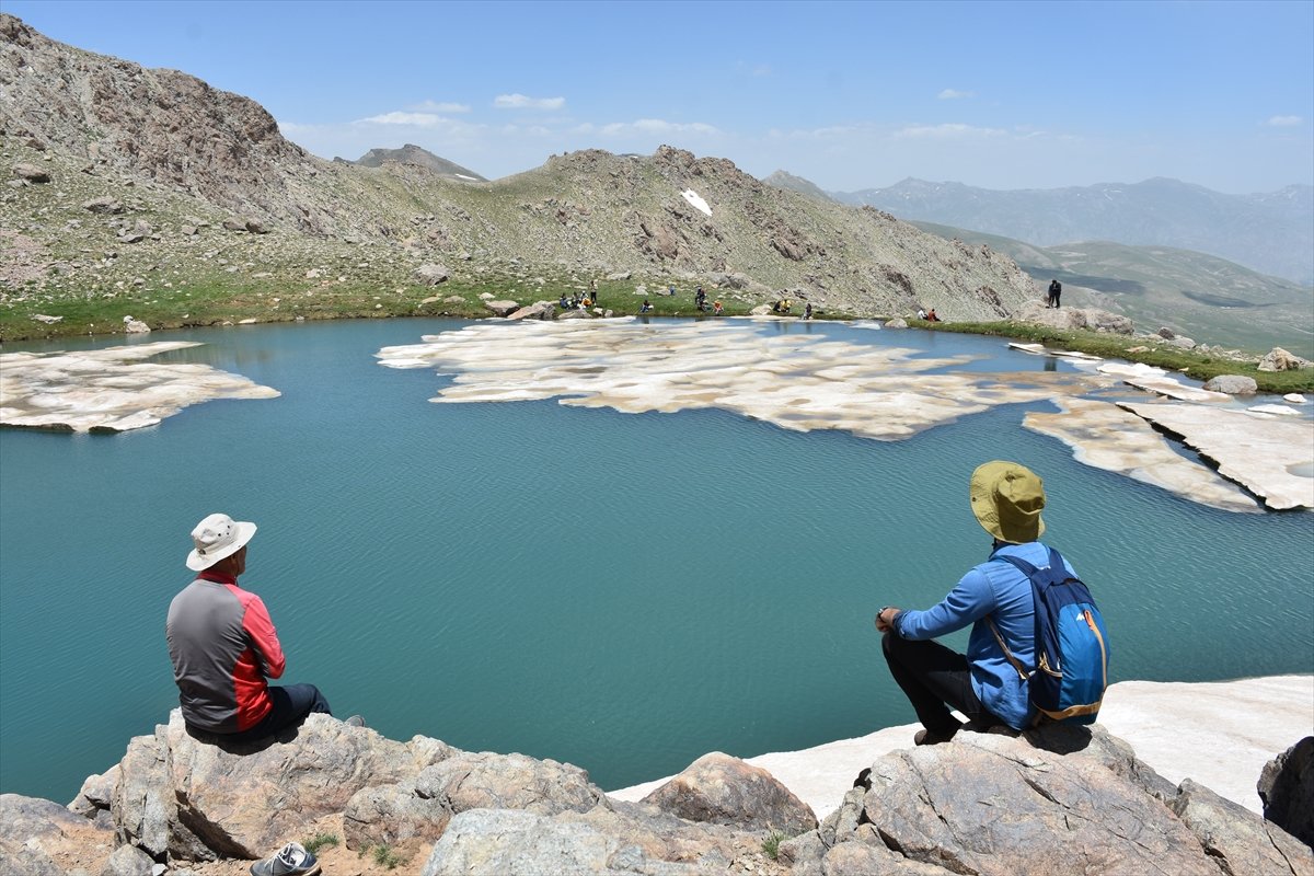 Hakkari 9 saylı yerli və xarici turistləri qəbul edir