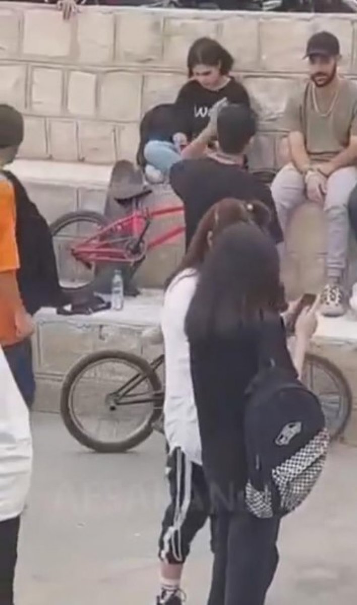 5 detentions in skateboarding event held in Iran #3