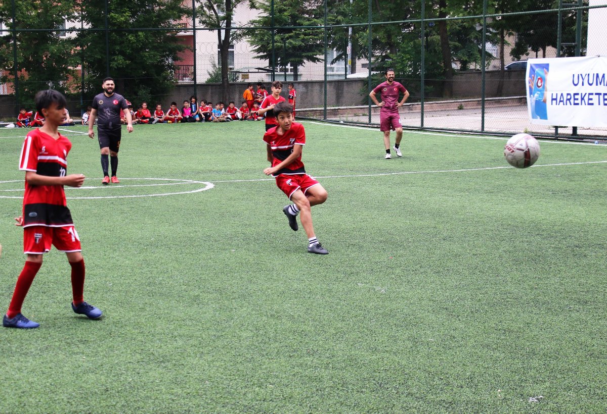 Uyuşturucu İle Mücadele Günü nde polisler çocuklarla maç yaptı #4