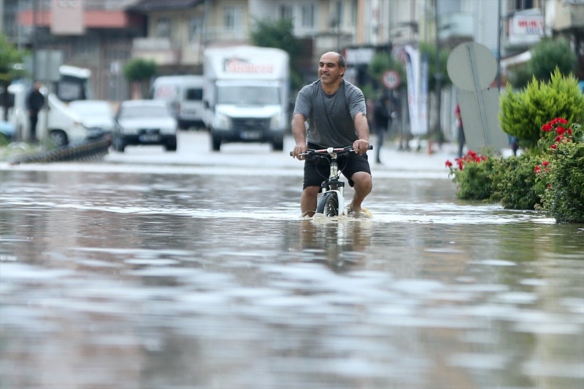 Kastamonu ve Bartın’da sağanak yağış sonrası ortaya çıkan görüntüler #17