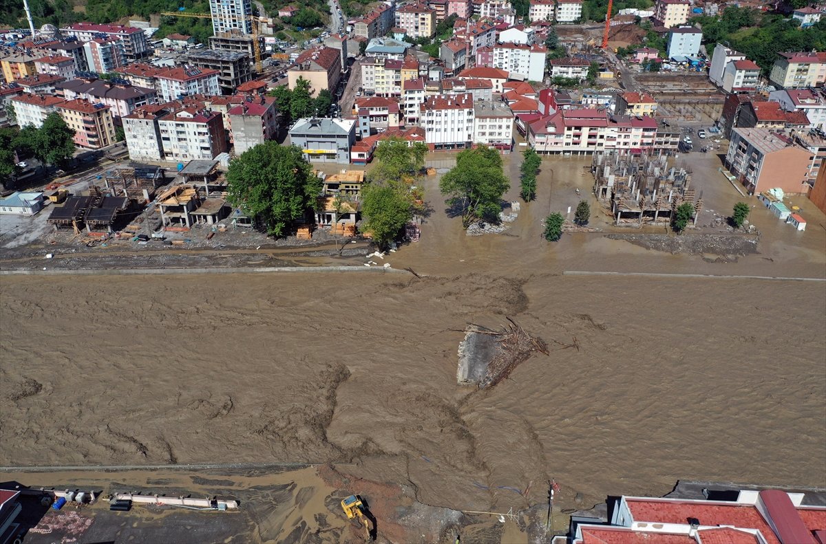 Kastamonu da aşırı yağış: Bozkurt u sel vurdu #5