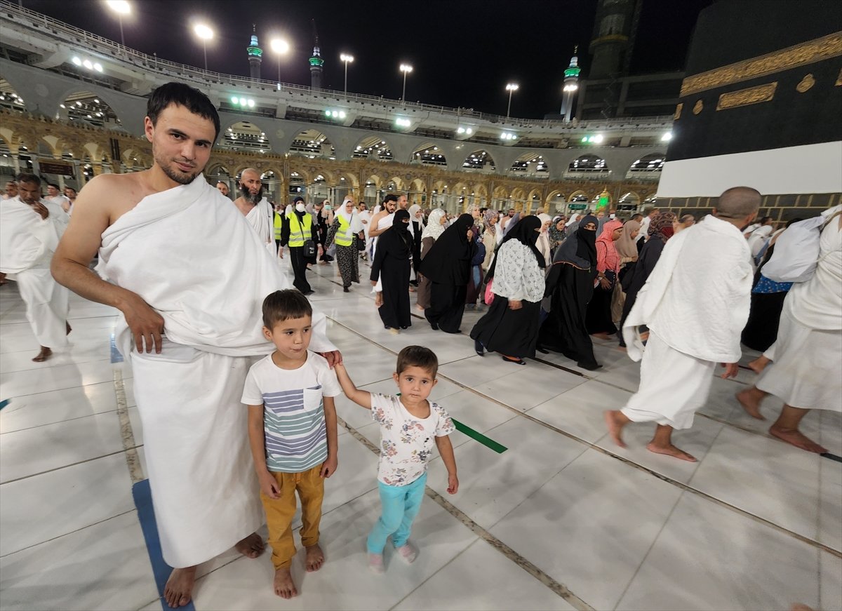 Minik hacı adayları Kabe de #6