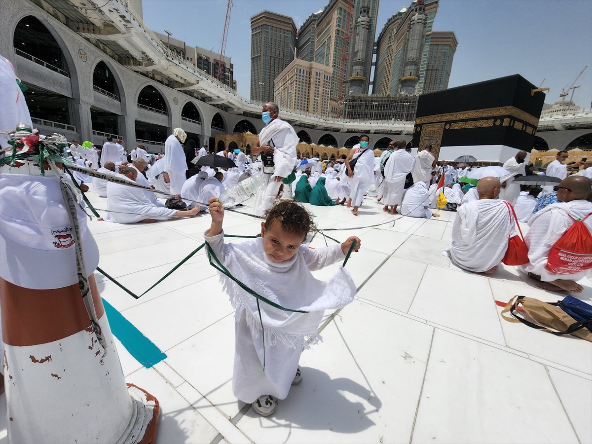 Minik hacı adayları Kabe de #5