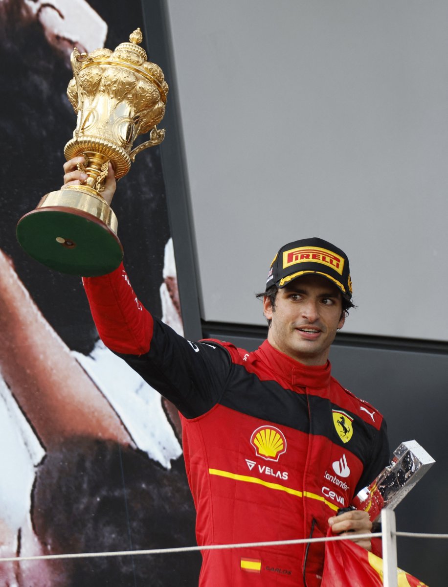 Formula 1 Britanya GP de kazanan Sainz oldu #6