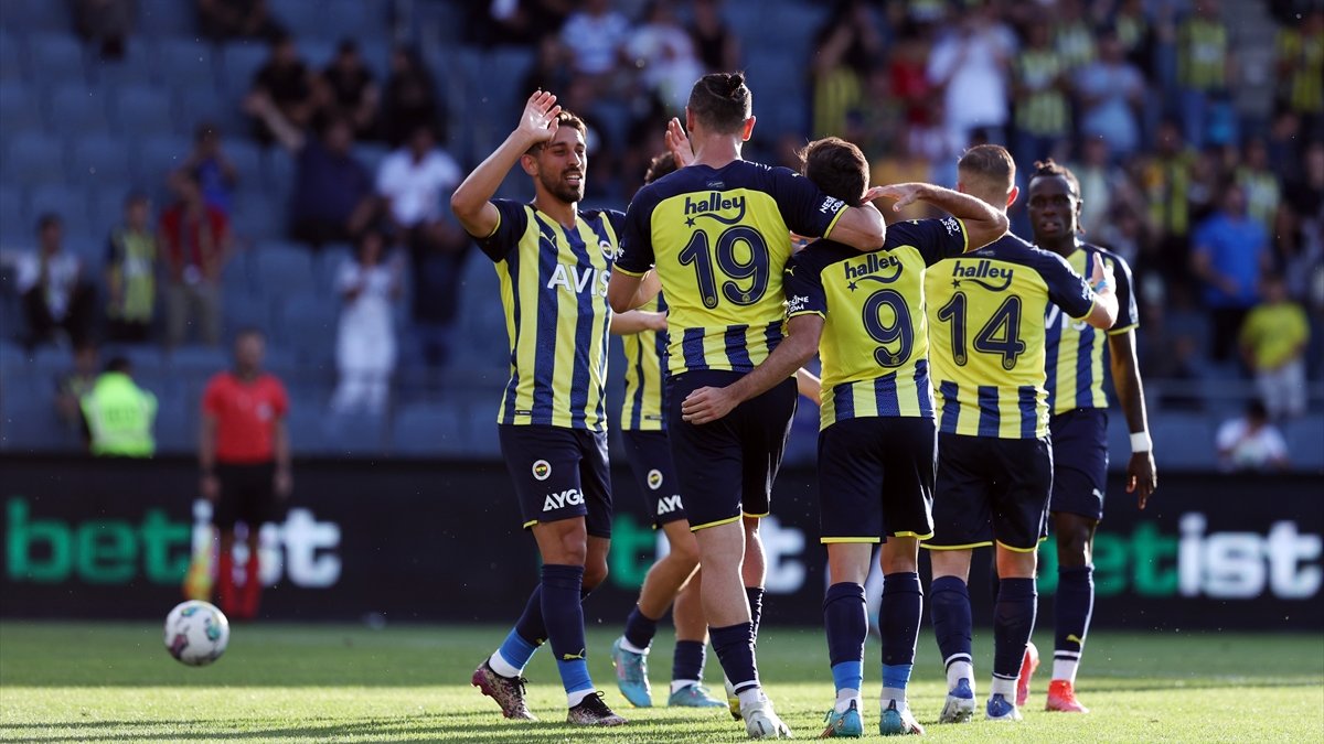 Fenerbahçe hazırlık maçında Mol Fehervar'ı yendi