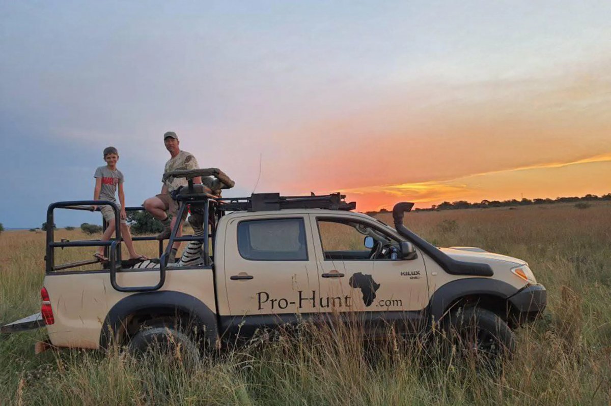 Wild animal hunter Riaan Naude shot dead in South Africa #1