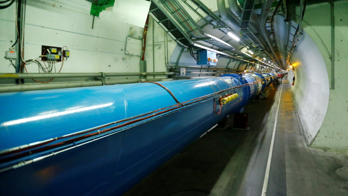 New particles found with Large Hadron Collider