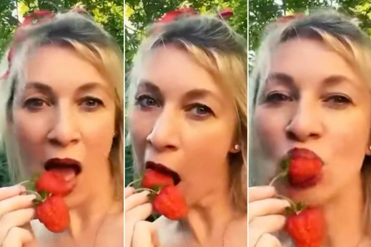 The moments when Russian spokesperson Zaharova eats strawberries are discussed #2