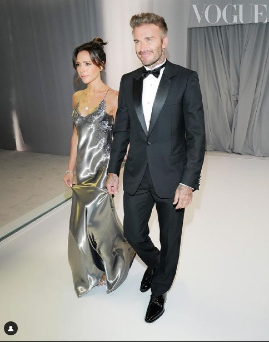 David Beckham dan eşi Victoria ya: 23 yıl ve 4 çocuk #2