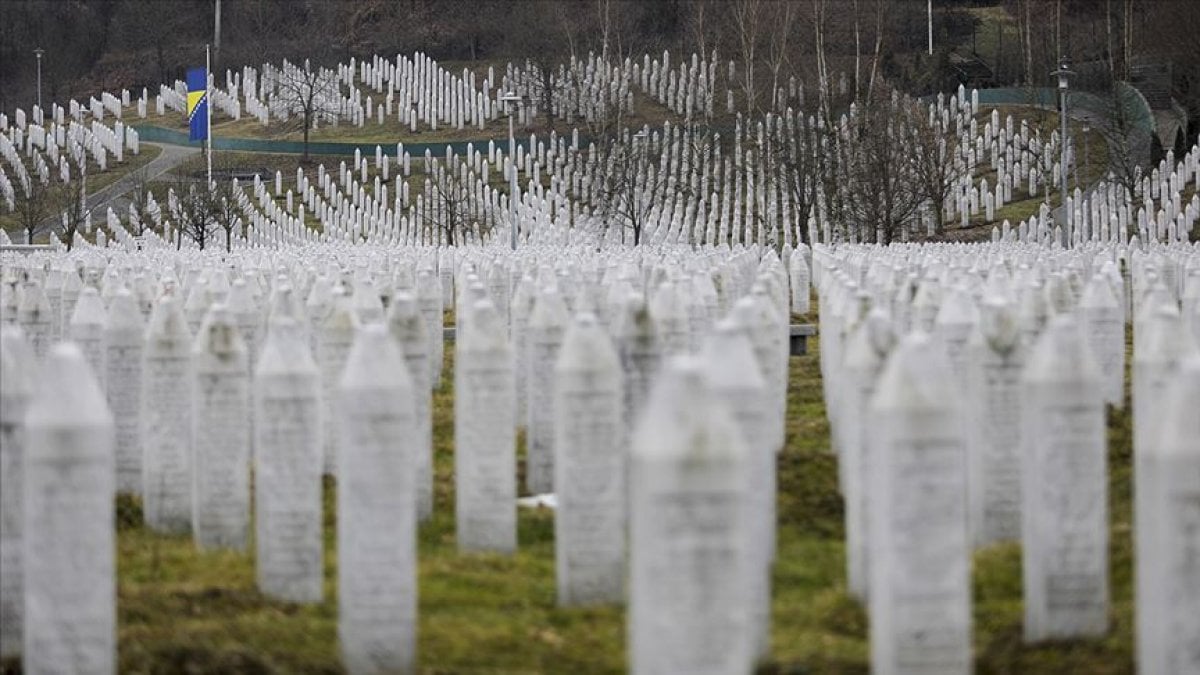 Mawlid Nine from Srebrenica will bury a son and wife found years later #5
