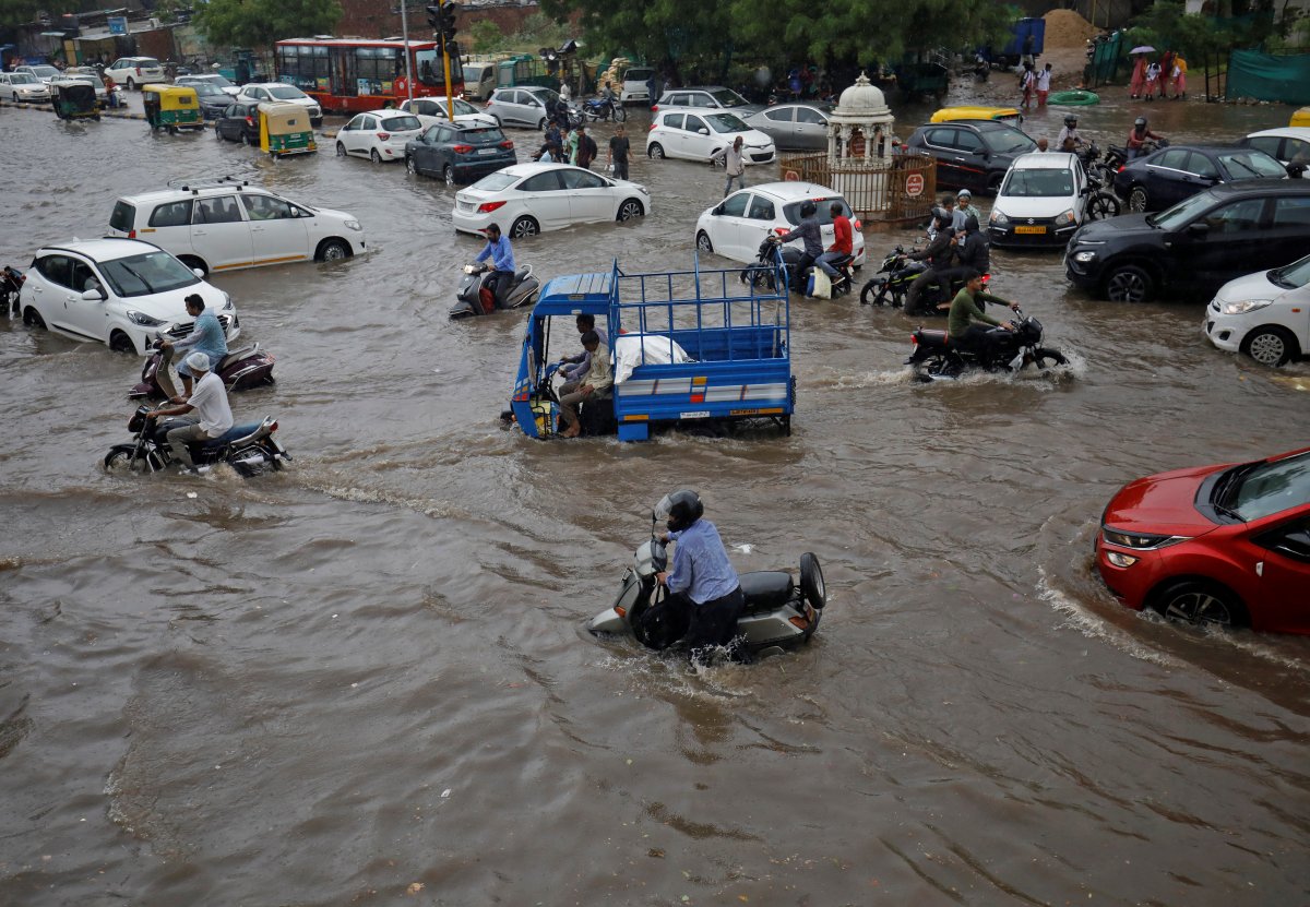Flooding in India: 15 dead 50 missing #3