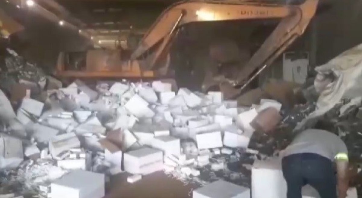 Tekirdağ ve İzmir’de 4 milyonluk kaçak tütün malzemesi ele geçirildi #3