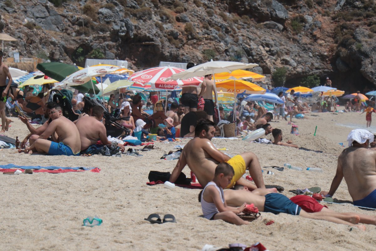 Antalya da bayramda termometreler 39 dereceyi gösterdi #4