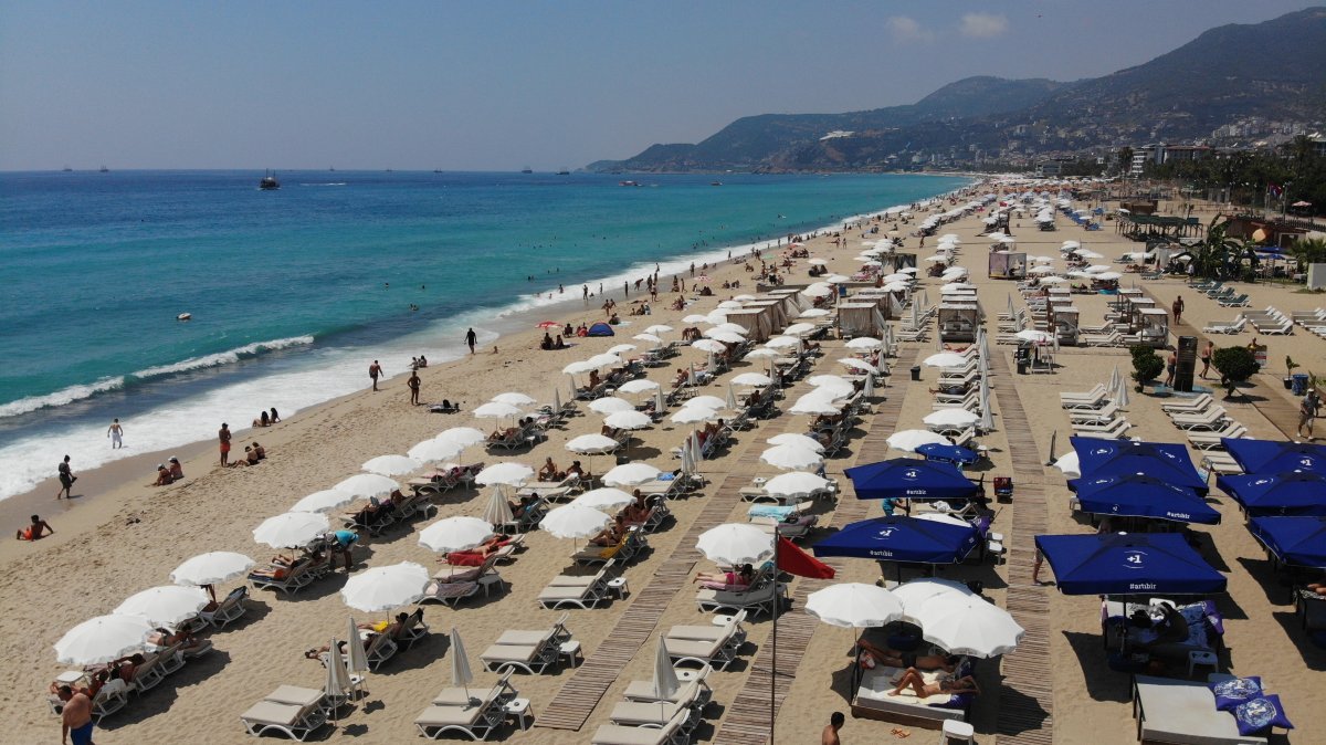 Antalya da bayramda termometreler 39 dereceyi gösterdi #6