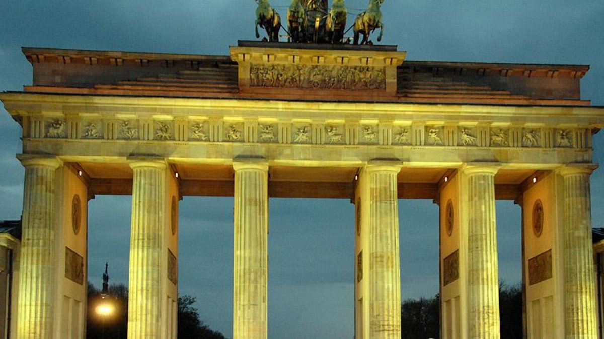 Berlin de kamu binaları enerji tasarrufuna gidiyor #1