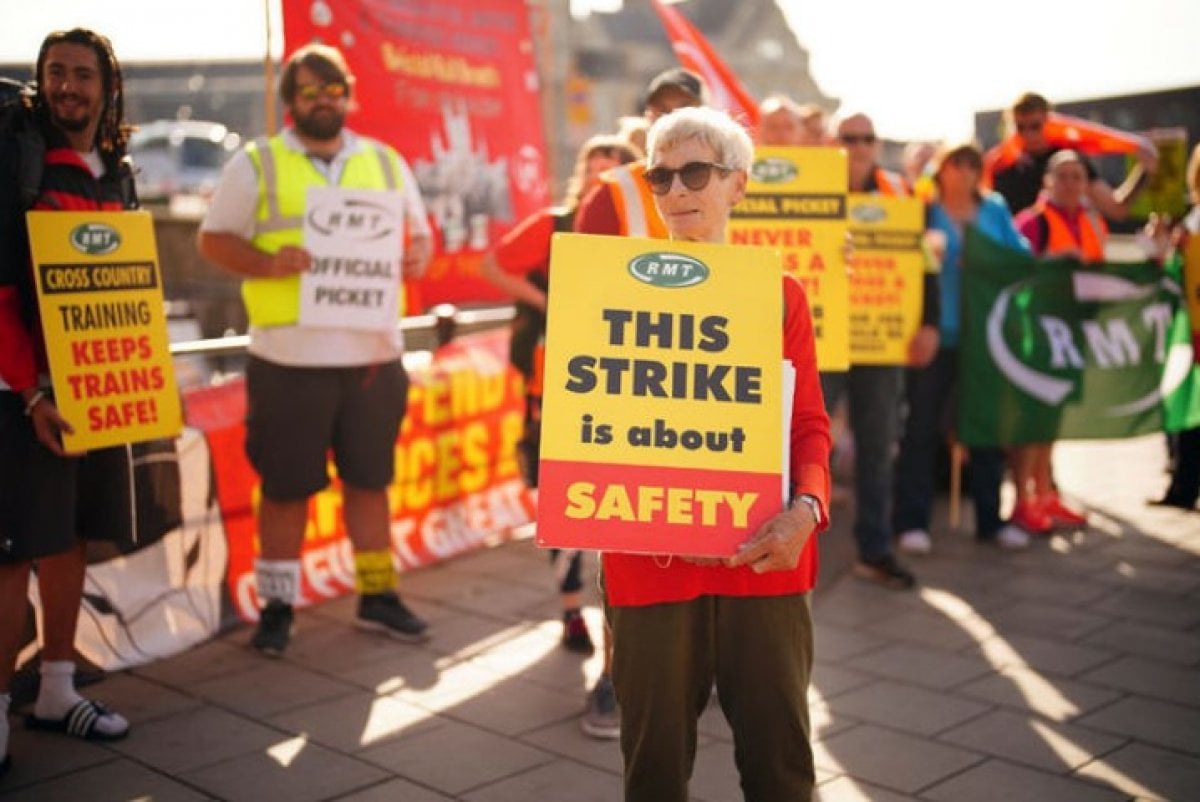 Re-strike decision by railway workers in England #2