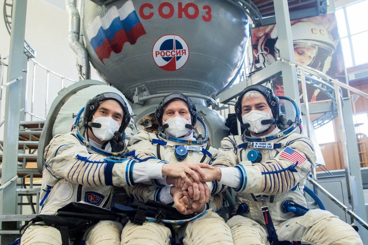 Integration agreement signed between NASA and Roscosmos in space flights #1