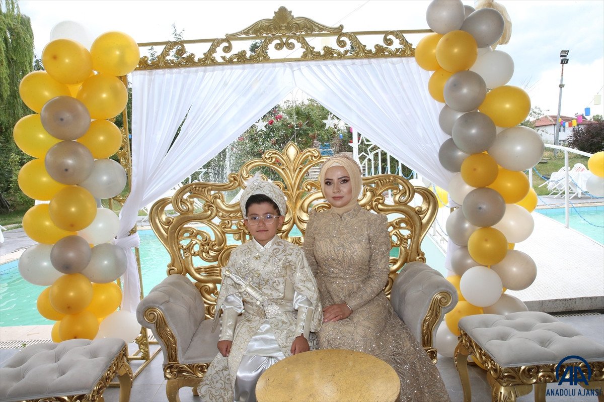 Tokat ta vali şehit çocuğuna makam aracını tahsis etti #1